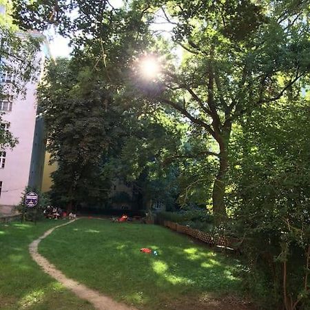 Byt V Srdci Zizkova Praha 3 Bagian luar foto